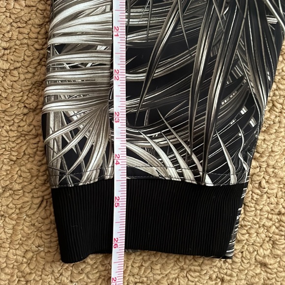 Cambio Textile Pants Jules Jungle Leaves 2 - Picture 10 of 10